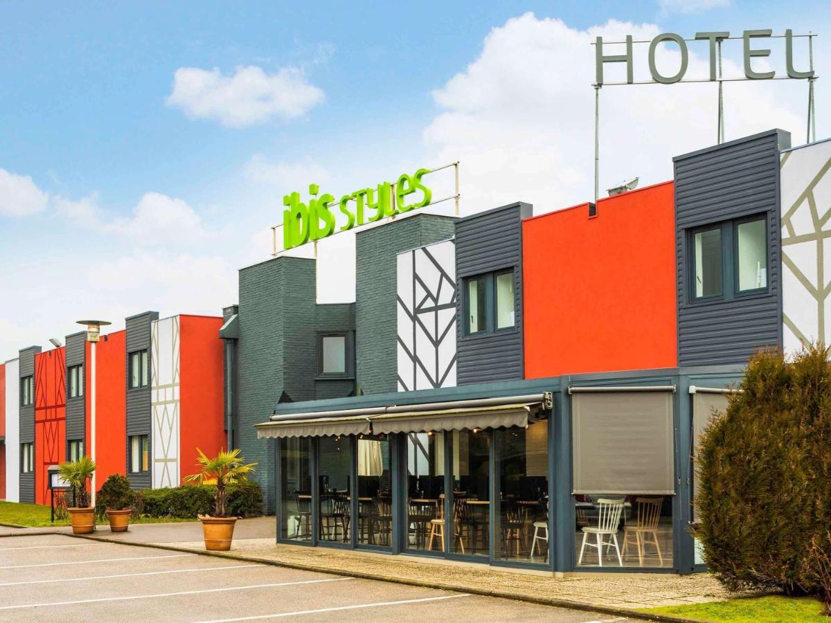 Hotel Ibis Styles Rouen Val De Reuil Val-de-Reuil Esterno foto